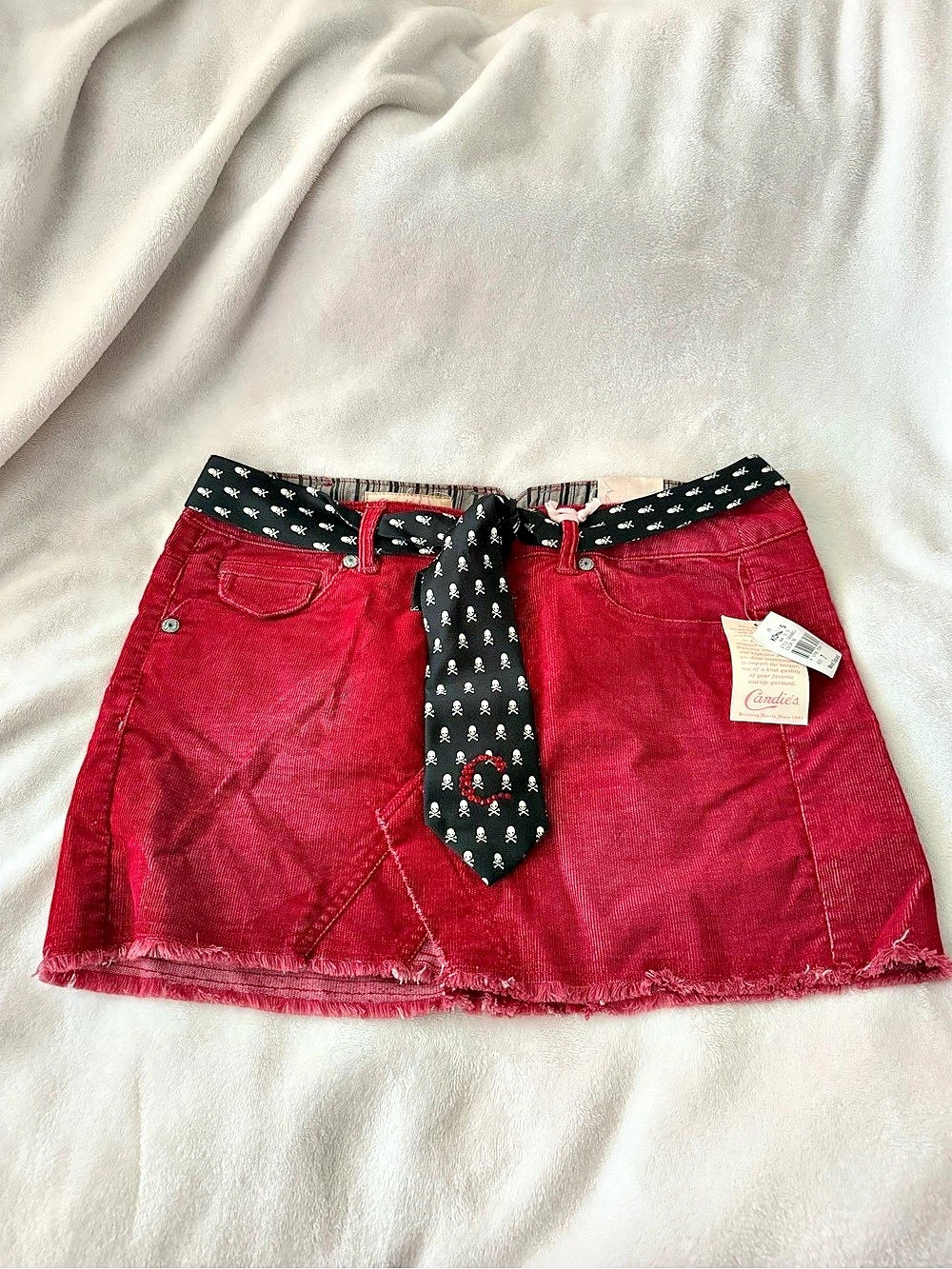 Candie's Mod Squad Red & Black Corduroy Mini Skirt Size 7 NWT